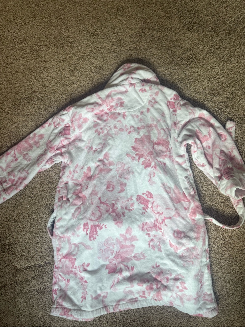 LoveShackFancy x PBTeen Damask Terry Robe - Picture 6 of 6